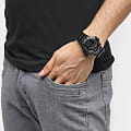 Casio Casio G-Shock DW-6900NB-1DR (DW-6900NB-1E)  наручные мужские часы фото под углом.