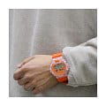 Casio Casio G-Shock DW-6900GL-4DR (DW-6900GL-4ER)  наручные мужские часы фото под углом.