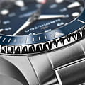 Hamilton Hamilton Khaki Navy Scuba Automatic H82505140  — детали корпуса и нержавеющая сталь