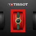 Tissot T1400093609100 наручные женские часы застежка крупным планом