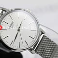Tissot T1432101101100 наручные женские часы застежка крупным планом