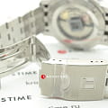 Tissot T1204071105100 наручные мужские часы застежка крупным планом