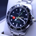 Certina C0324071105102 наручные мужские часы застежка крупным планом