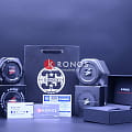  Casio Casio G-Shock GA-100C-1A3 на белом фоне — вид анфас