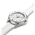 Hamilton Hamilton Khaki Navy Scuba Quartz H82221310 мужские часы белый циферблат на запястье